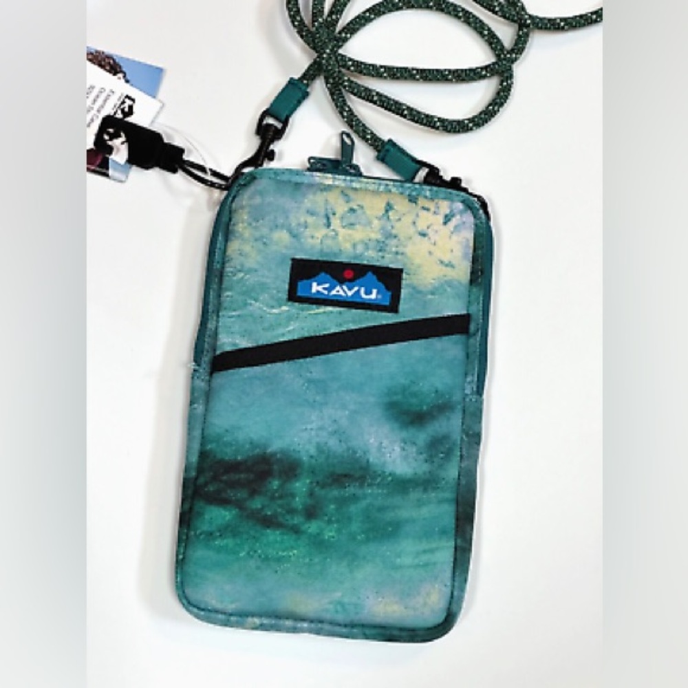 'Kavu' Essential Case - Ocean Storm - image 1